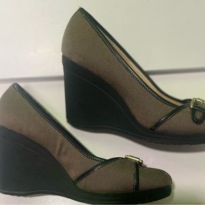 Michael Kors brown with black trim 4” heel wedges shoes size 8M